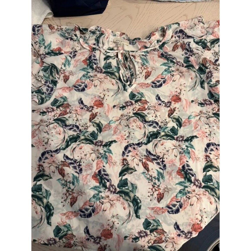 Alex & Lili Floral Ruffle Top